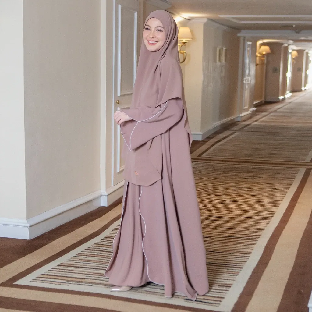 Aisha Abaya Hijab