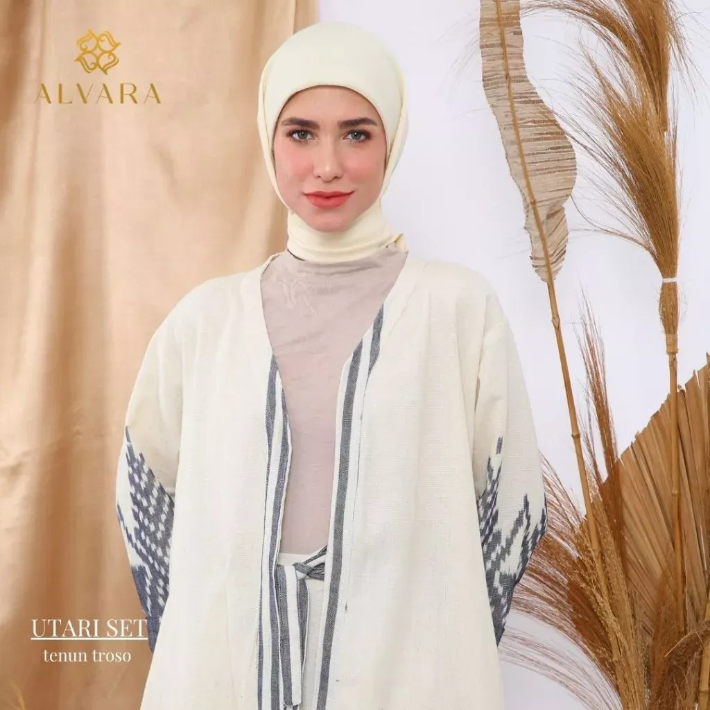 Baju Kondangan Wanita Utari Motif Batik Tenun Big Size Jumbo