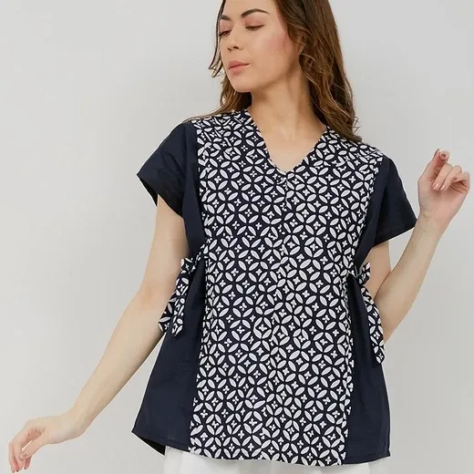 Blus Batik Premium Wanita Modern Lengan Pendek