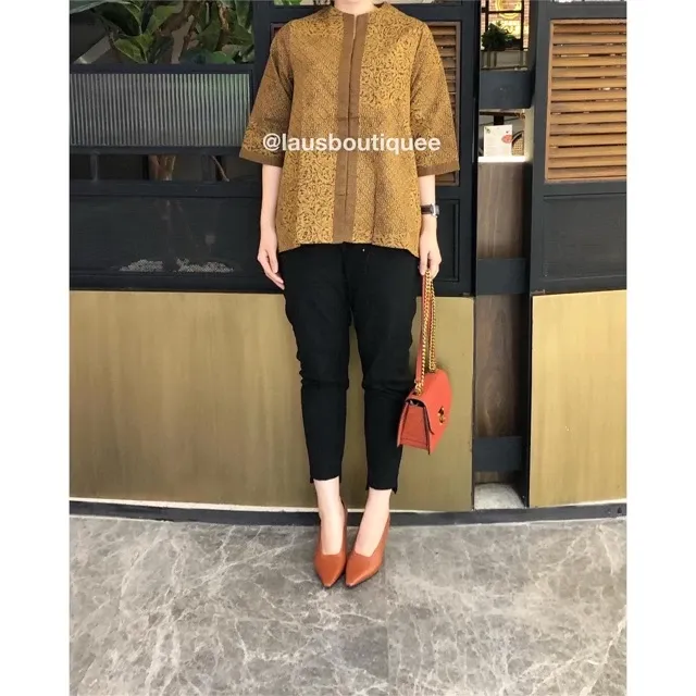 Blus Batik Sogan Jawa Model Lausboutique
