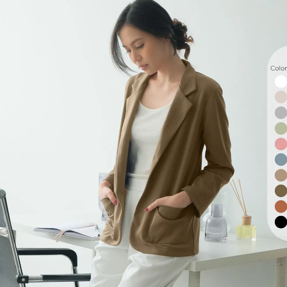 Isla Lora Blazer Basic Lengan Panjang Wanita