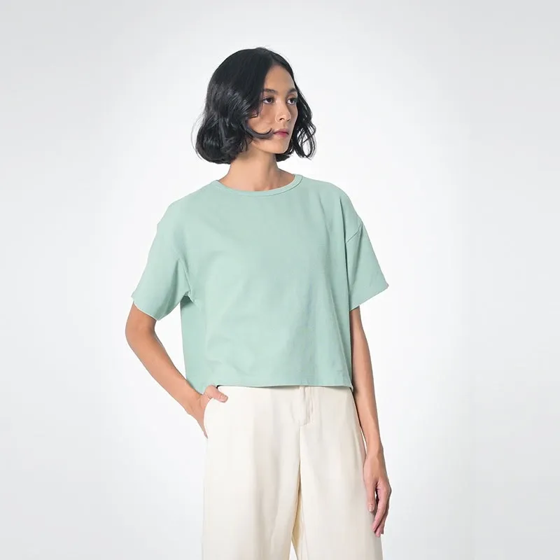 Kaos Mid Cropped Wanita Lengan Pendek Hijau Polos Casual