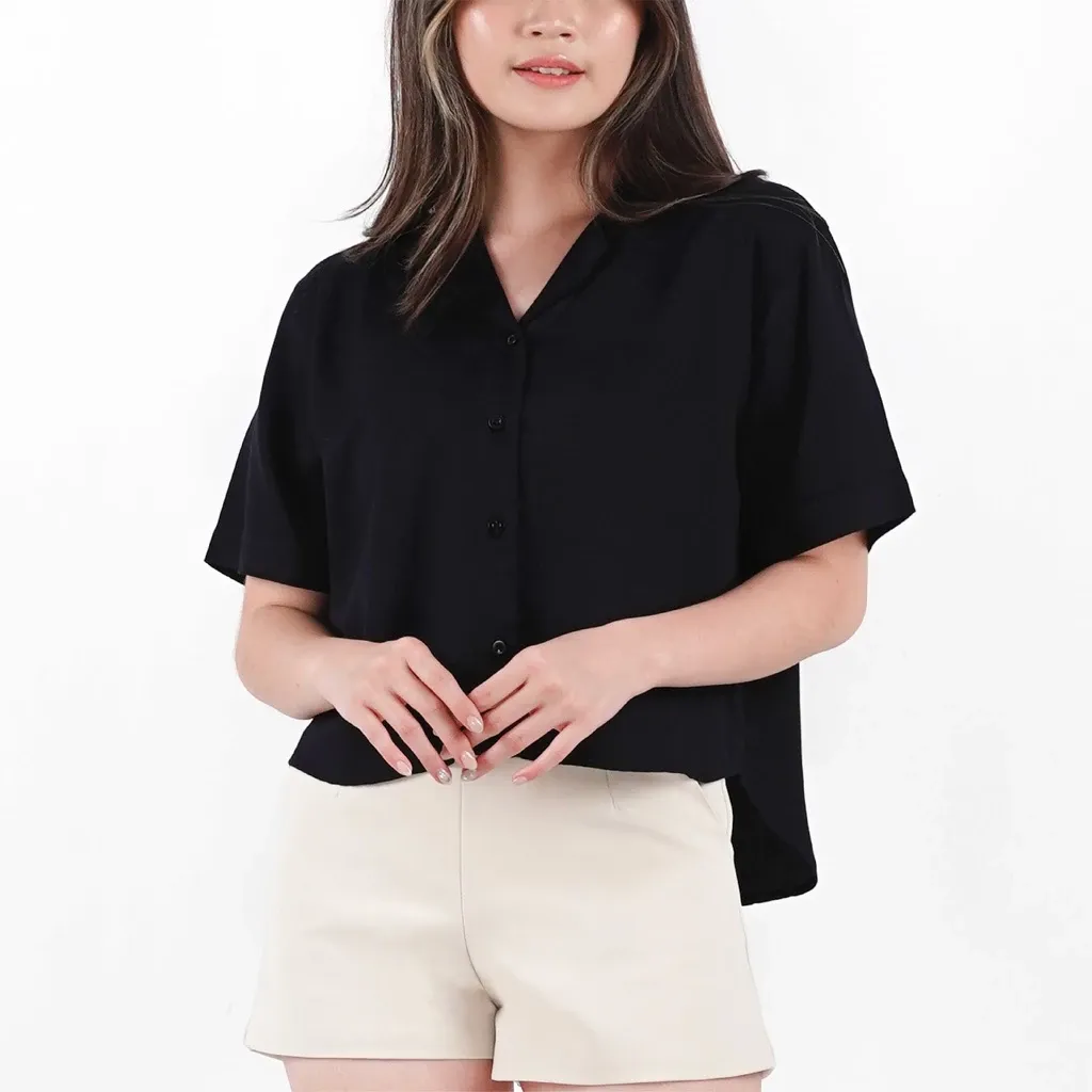 Kemeja Oversize Crop Top Wanita Yuki Black