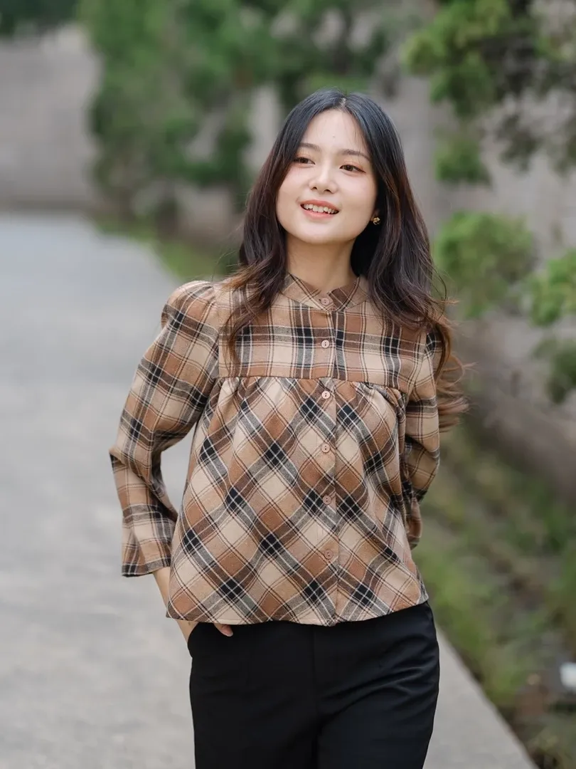 Kinsley Flannel Crop Top