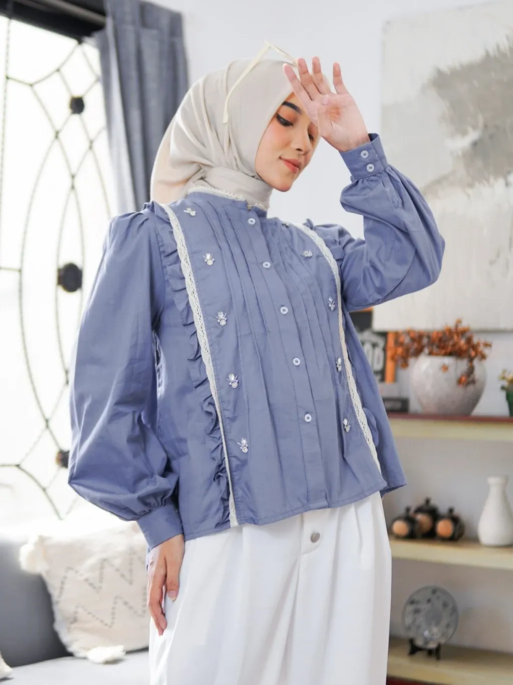 Kylie Blouse Lengan Panjang Wanita