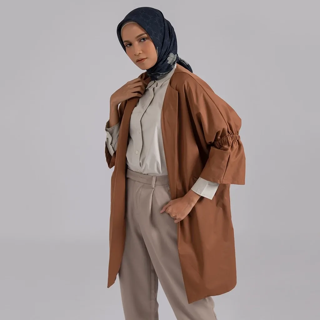 Qais Wanita Outer Plain