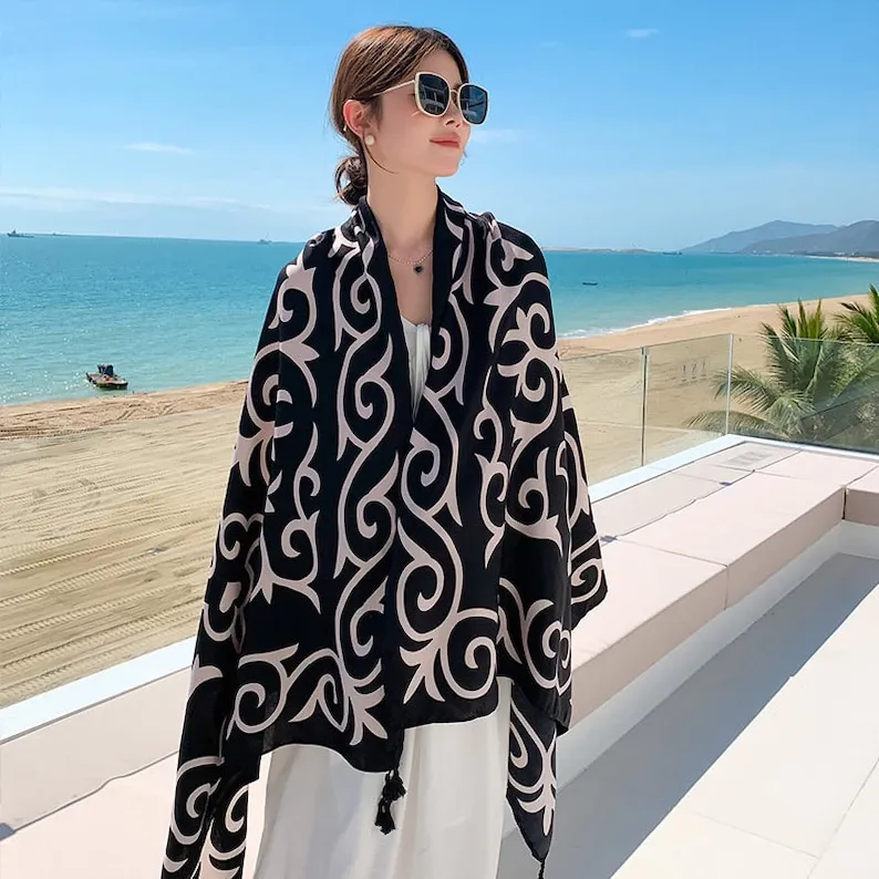 Shawl Wanita Boho dengan Poni Viscose