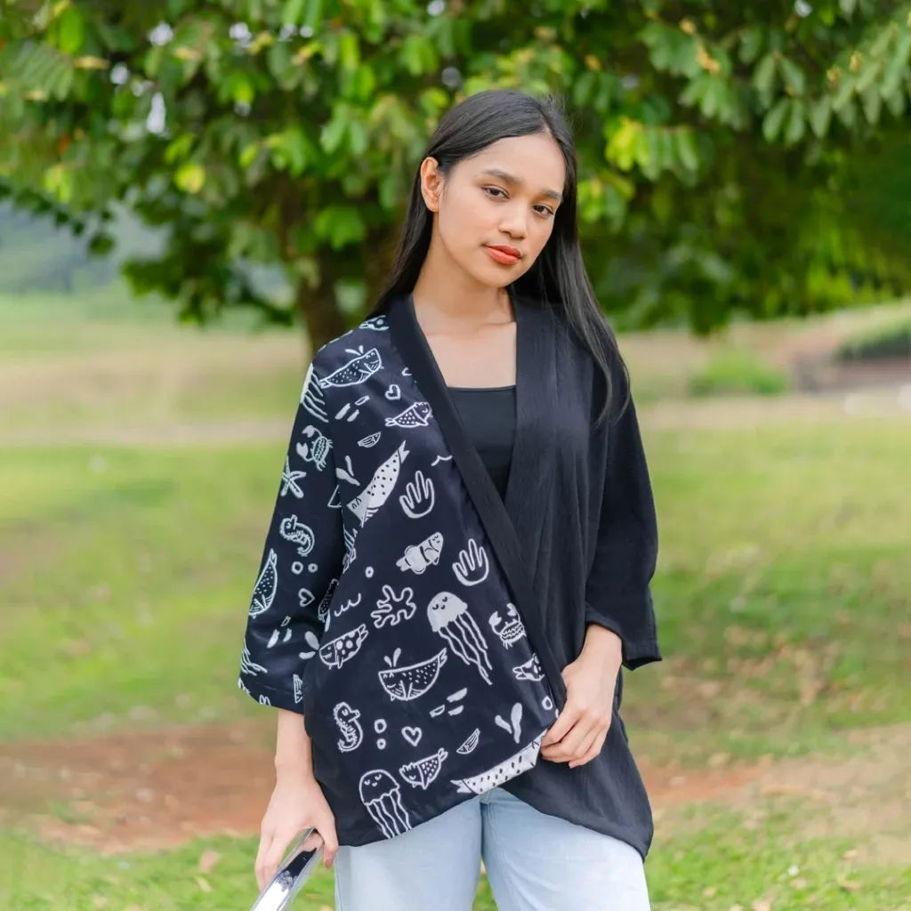 SOVLO Kimono Wanita