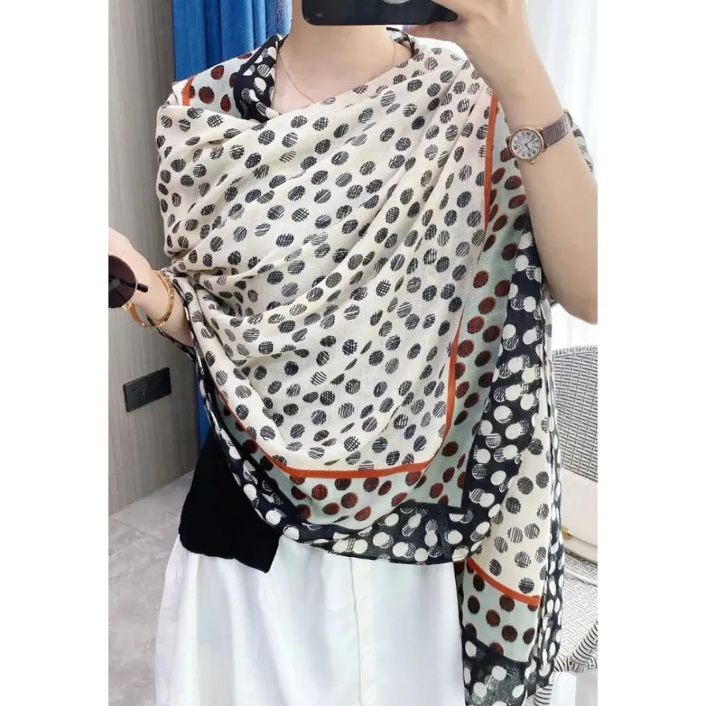 Syal Viscose Polka Dot Wanita