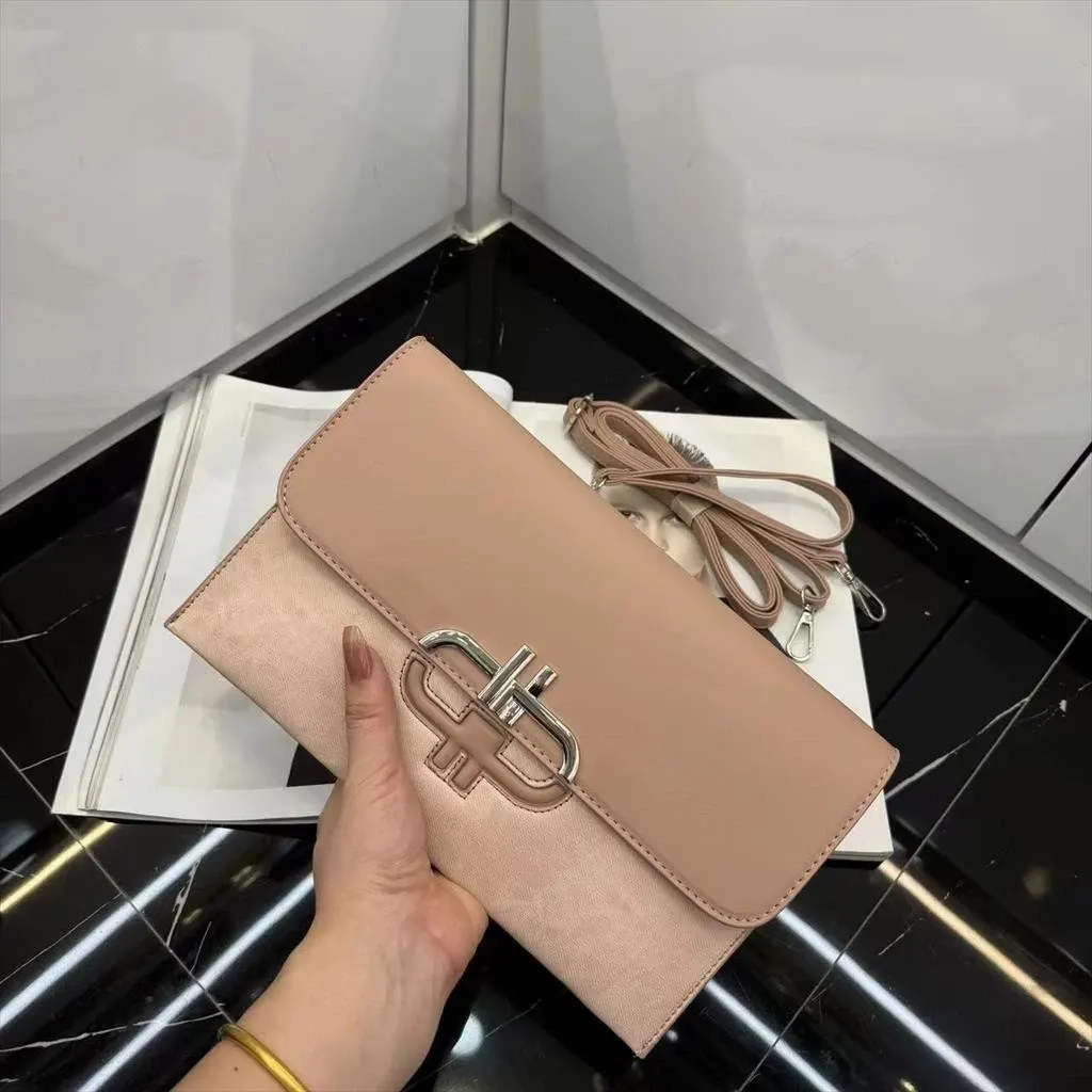 Tas Clutch Wanita Paris Classic