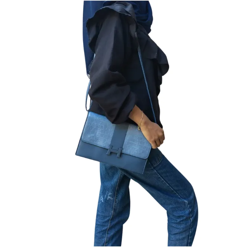Tas Pesta Wanita Paris Classic Clutch